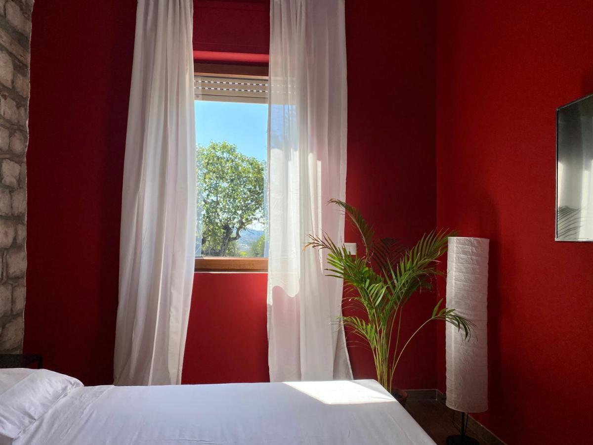 Bombrelais Bed & Breakfast Apice Bagian luar foto
