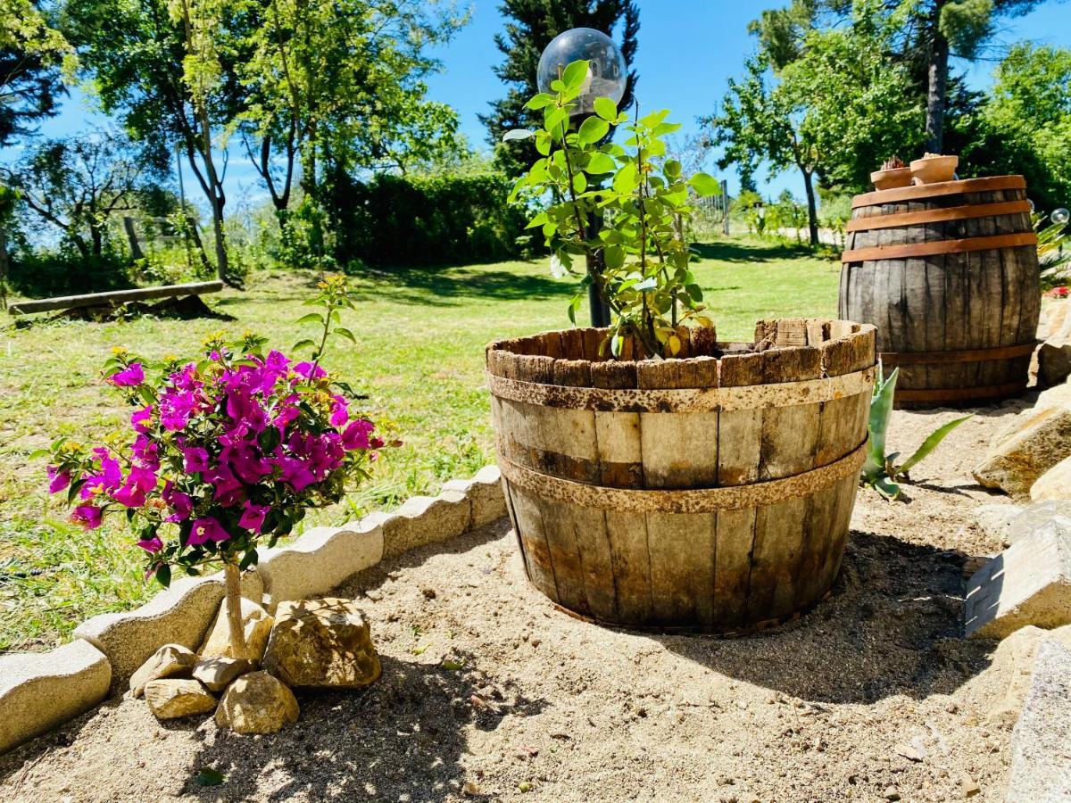 Bombrelais Bed & Breakfast Apice Bagian luar foto