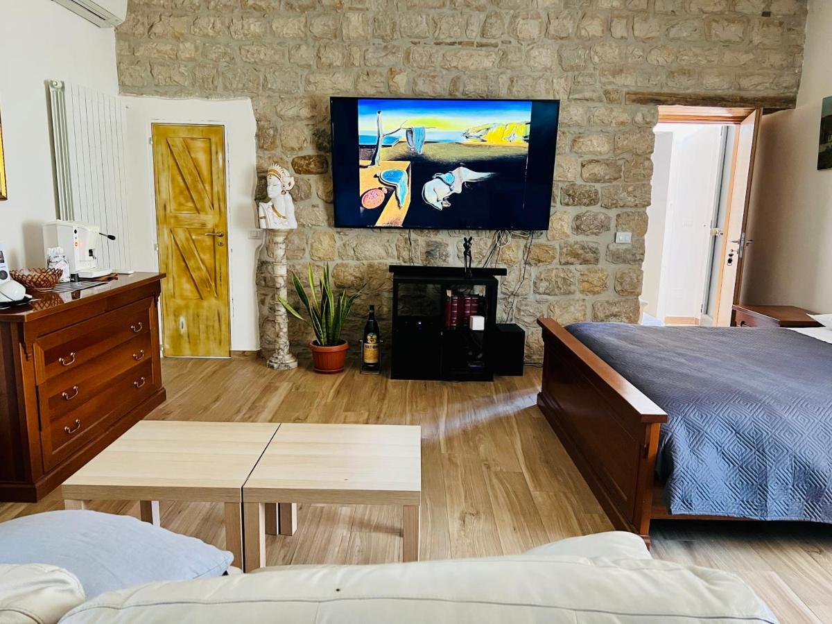 Bombrelais Bed & Breakfast Apice Bagian luar foto