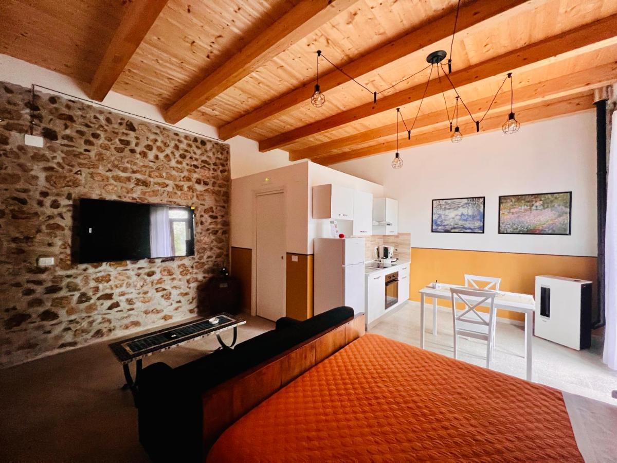 Bombrelais Bed & Breakfast Apice Bagian luar foto