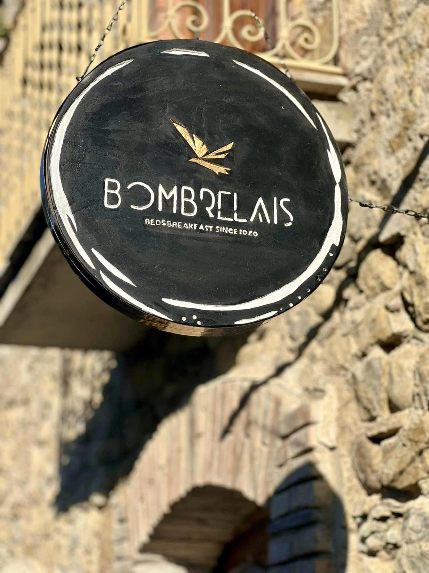 Bombrelais Bed & Breakfast Apice Bagian luar foto